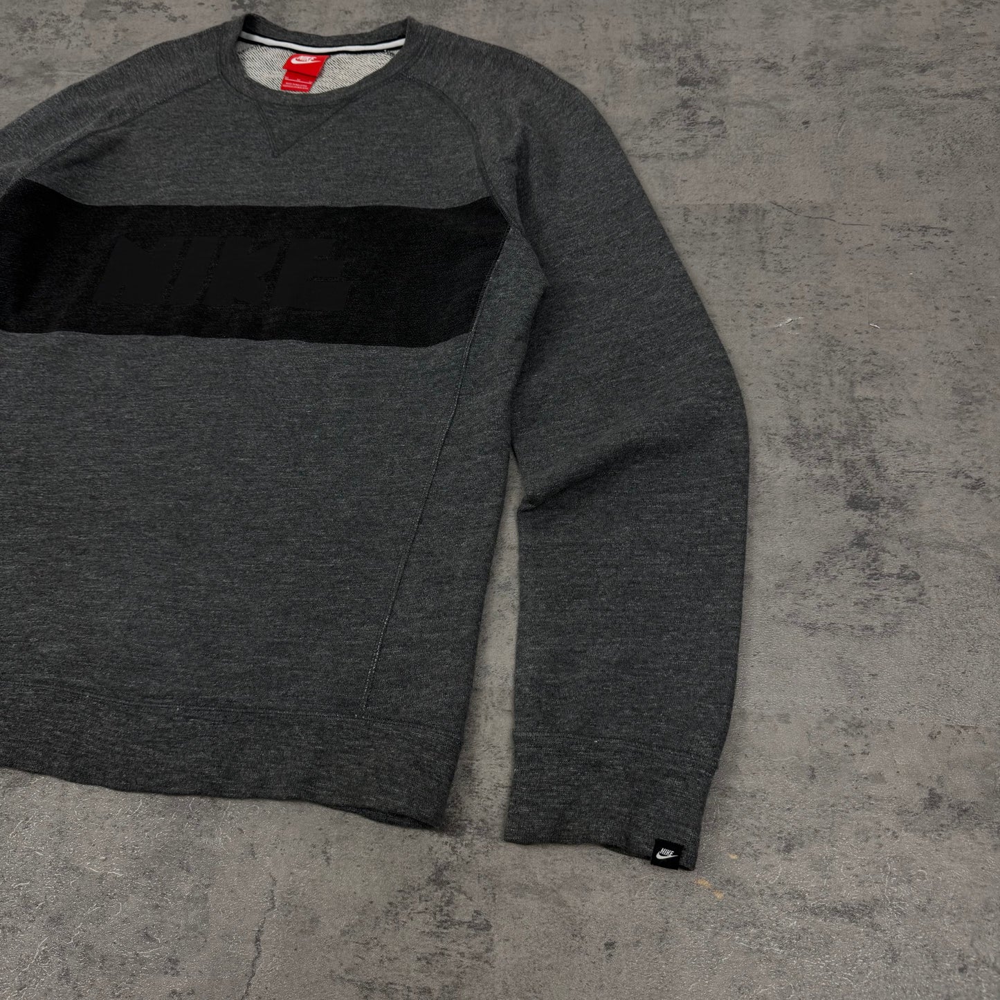 Nike Pullover - M