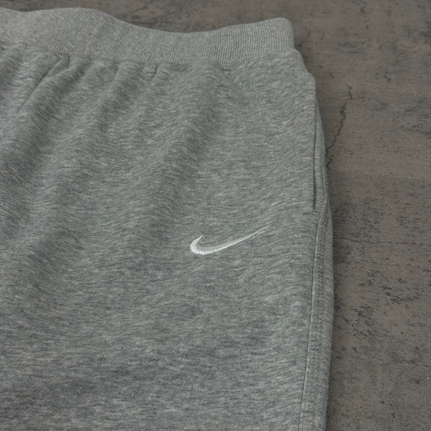 Nike Sport Joggers - L