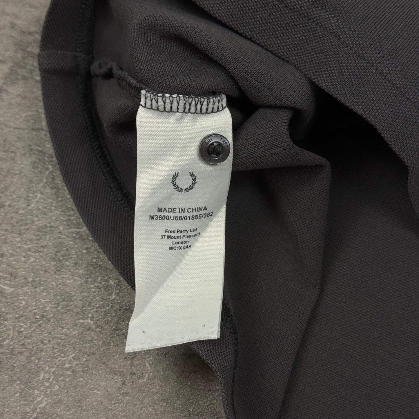 Fred Perry Polo Shirt - M
