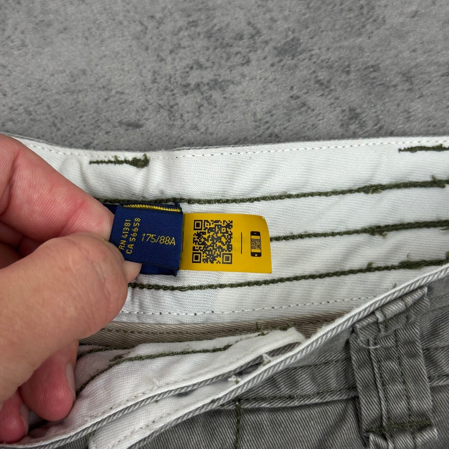 Polo Ralph Lauren Cargo Shorts - W34