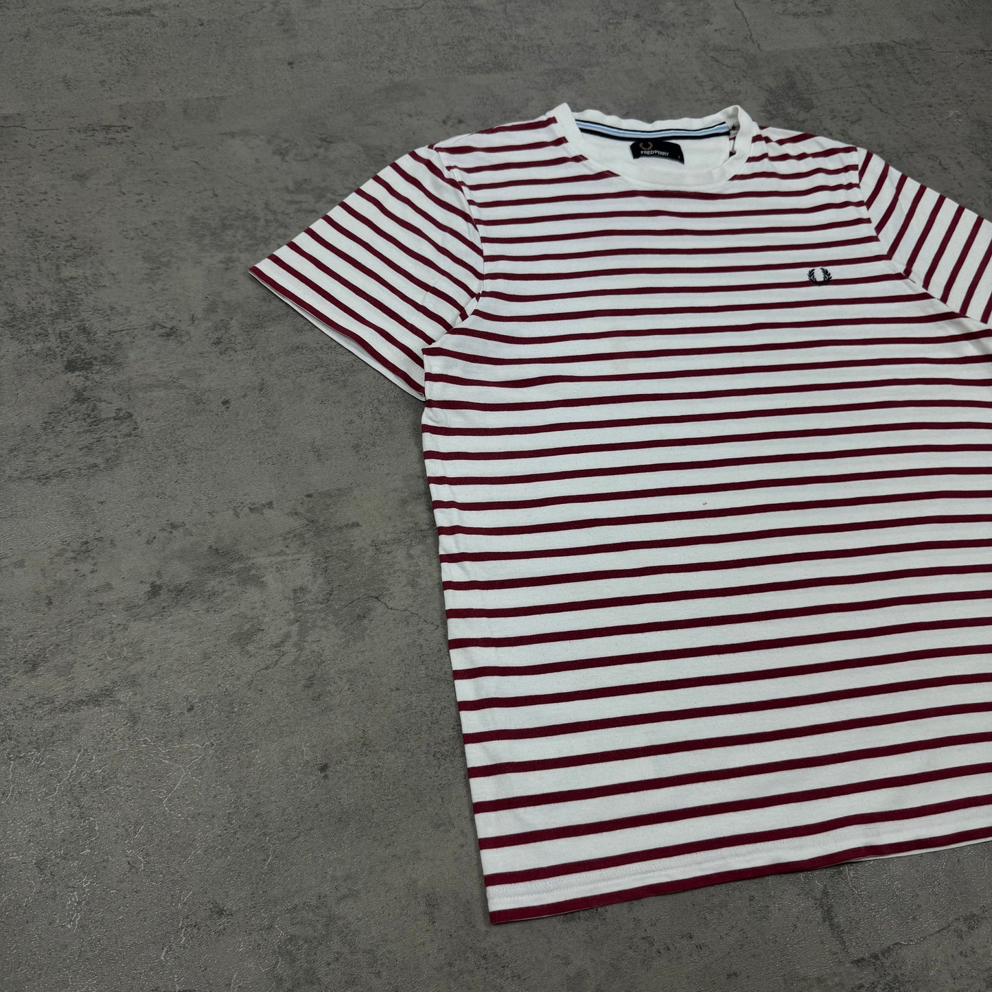 Fred Perry T-Shirt - L