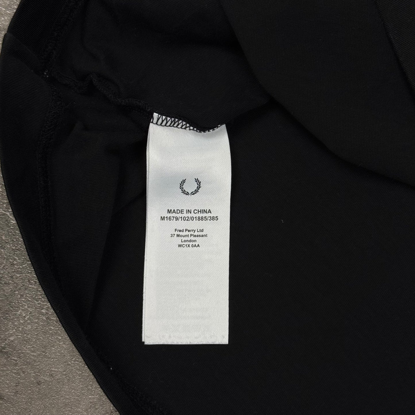 Fred Perry Bold Branding T-Shirt - M
