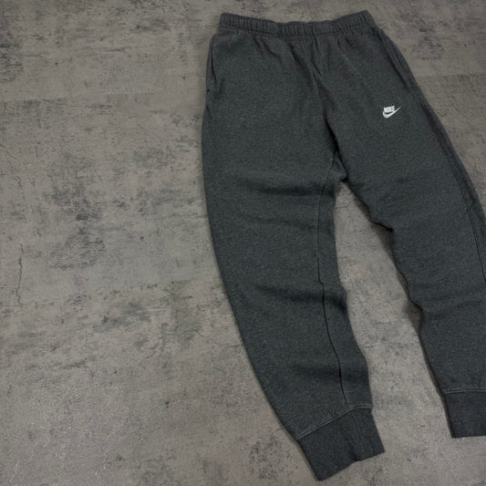 Nike Sport Joggers - M