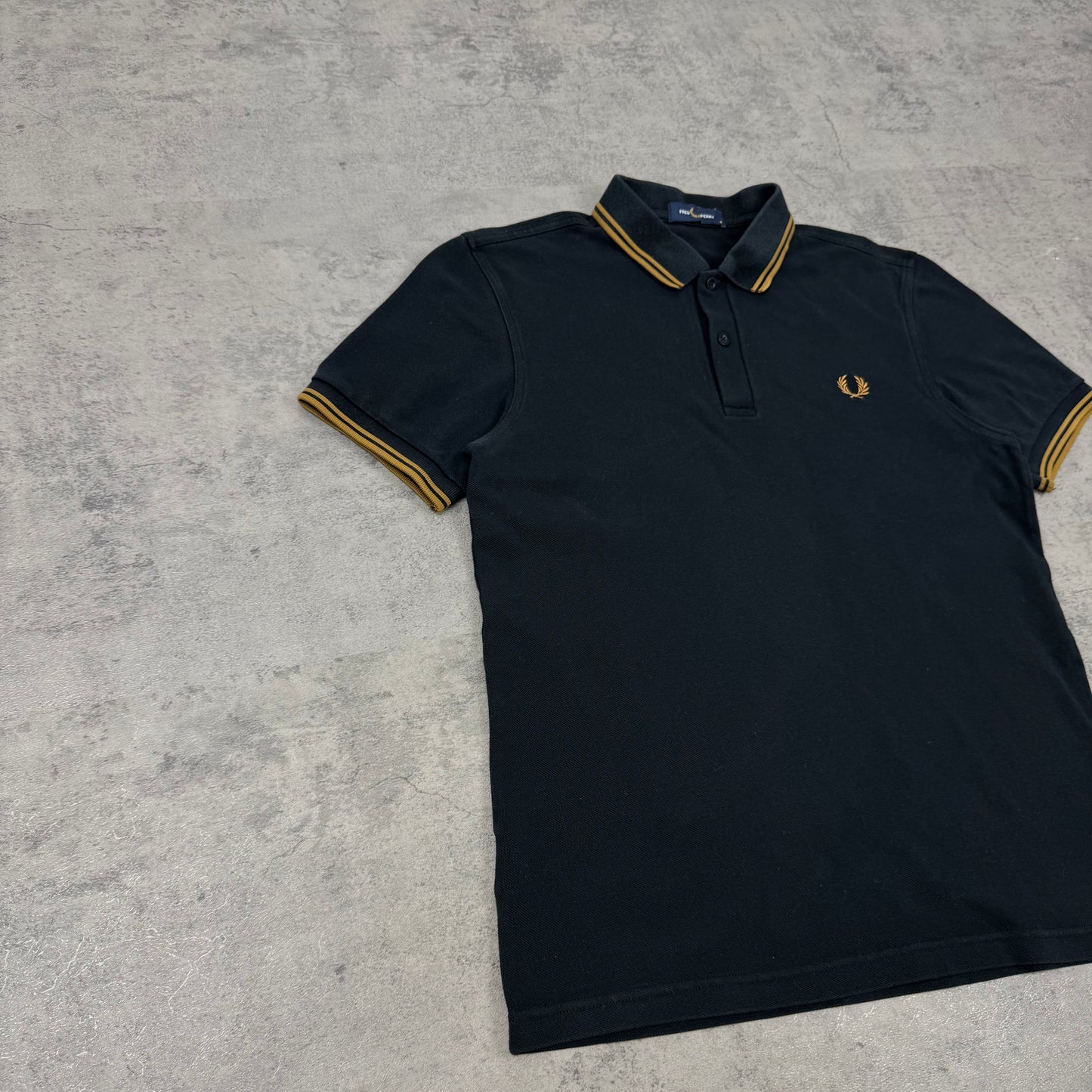 Fred Perry Polo Shirt - M