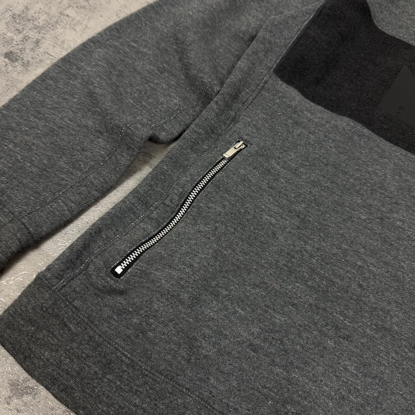 Nike Pullover - M