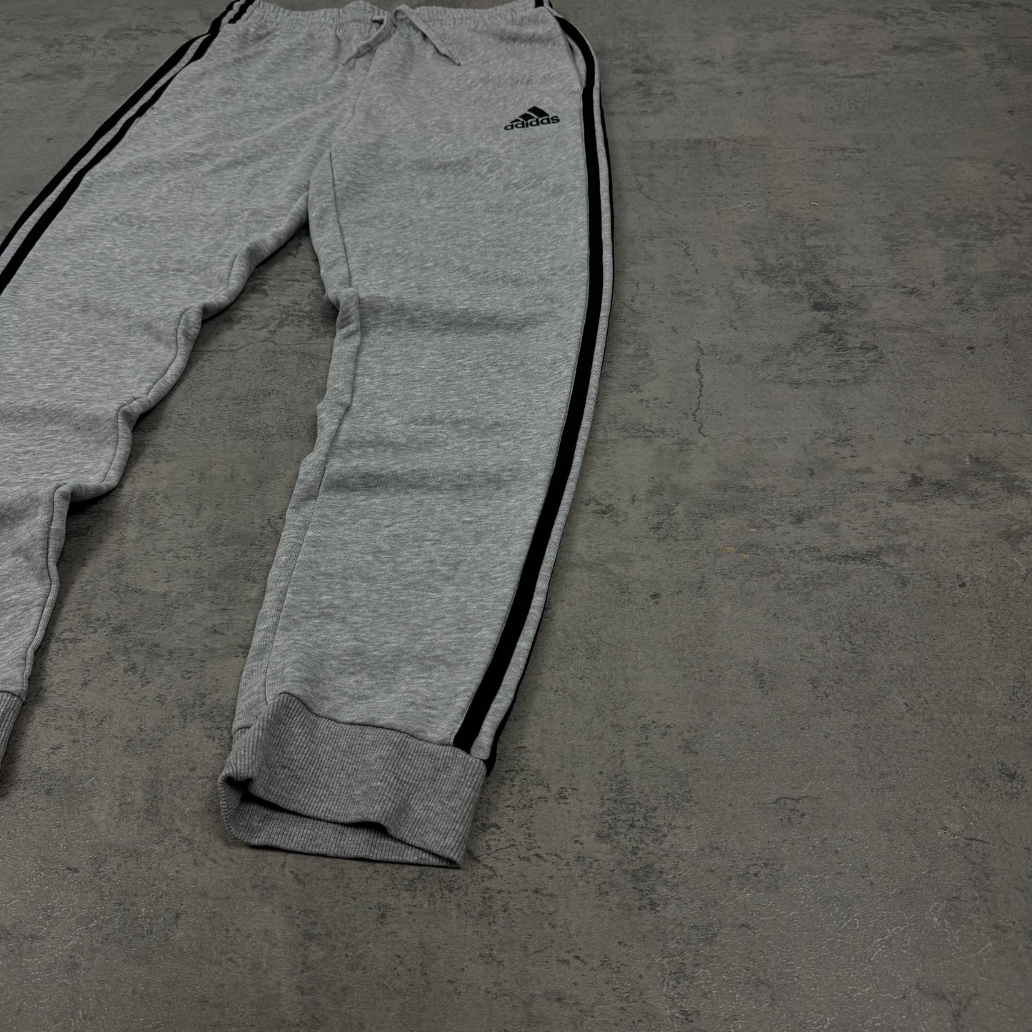 Adidas Sport Joggers - M