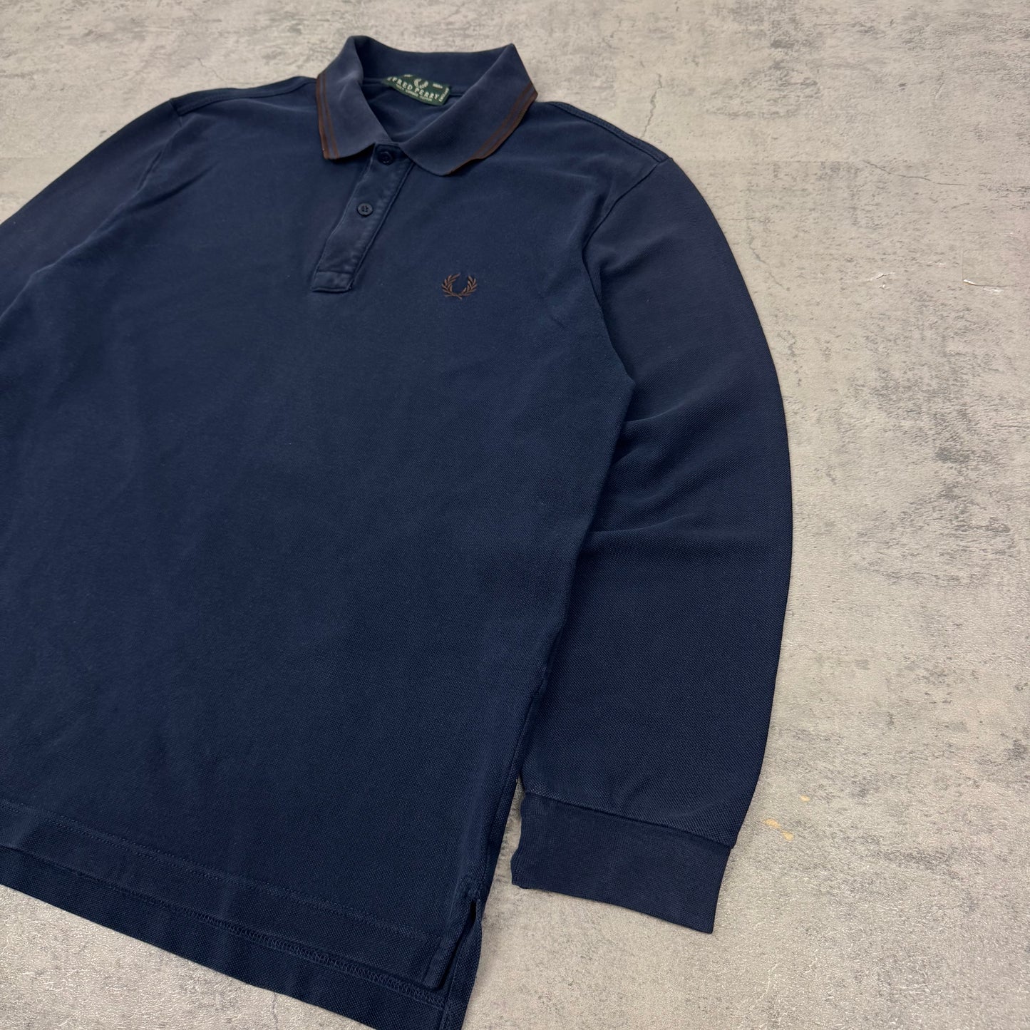 Fred Perry Long Sleeve - M