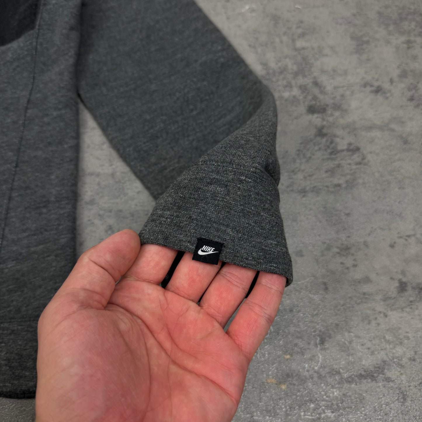 Nike Pullover - M