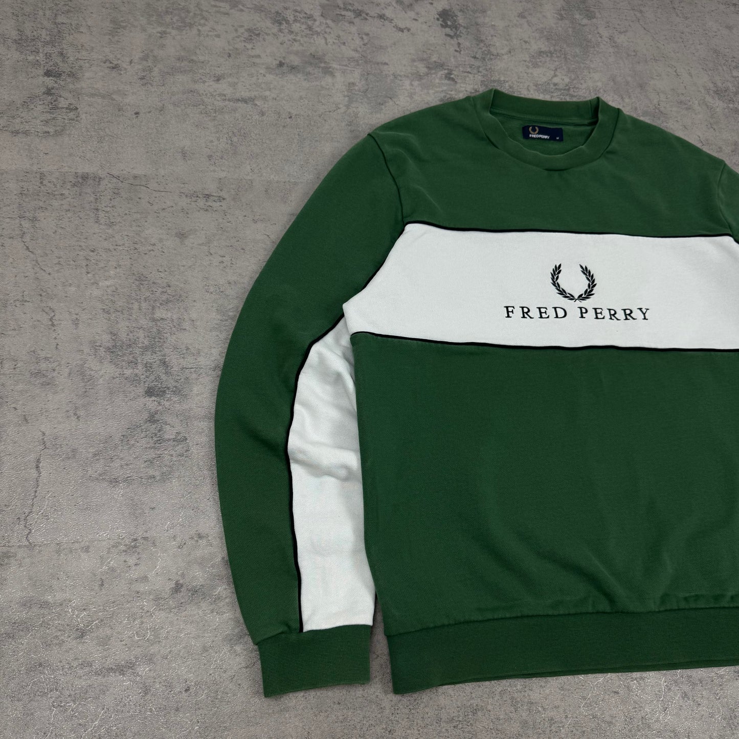 Fred Perry Pullover - M