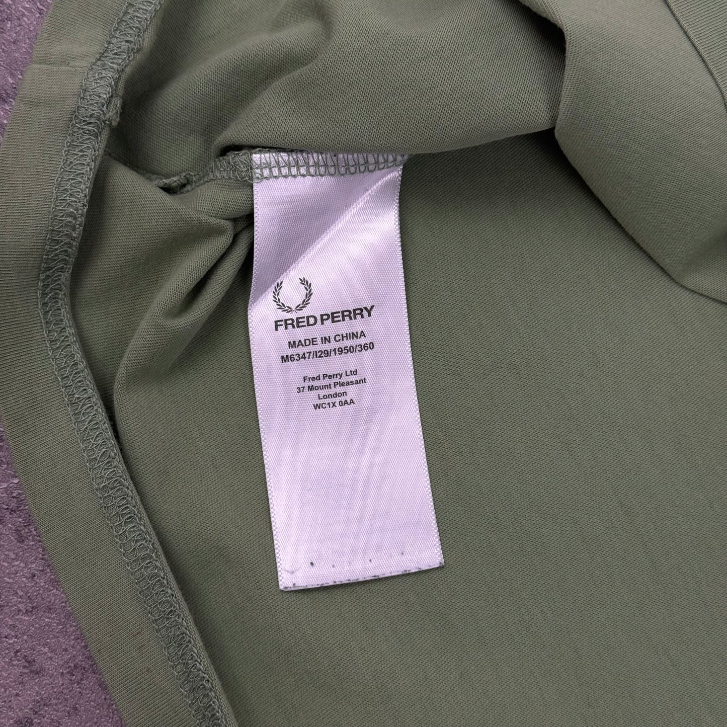 Fred Perry Stripe T-Shirt - M