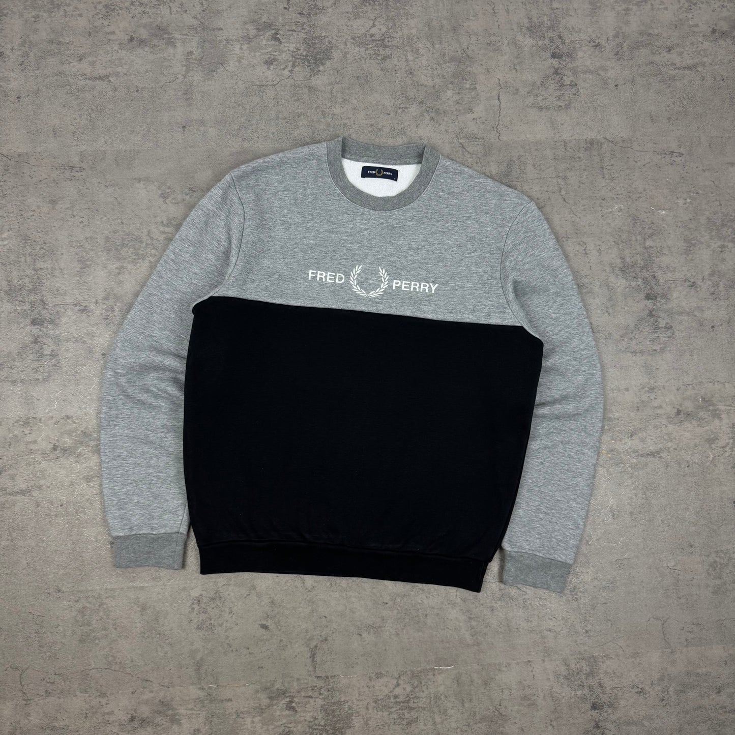 Fred Perry Pullover - M