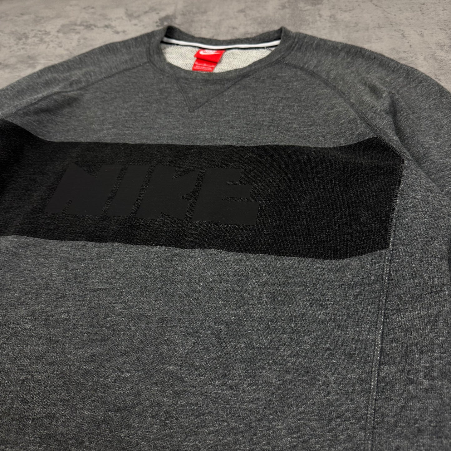 Nike Pullover - M