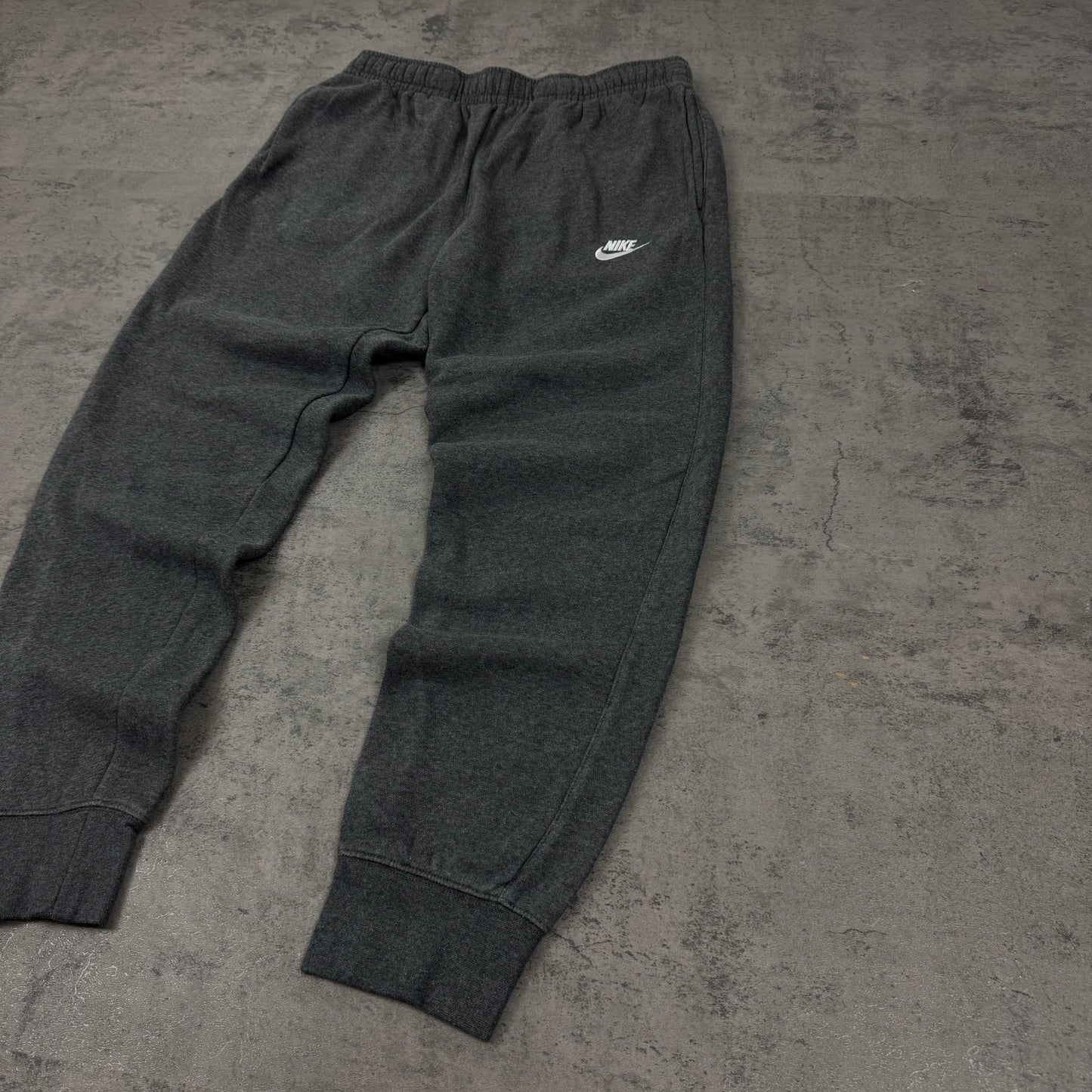 Nike Sport Joggers - M