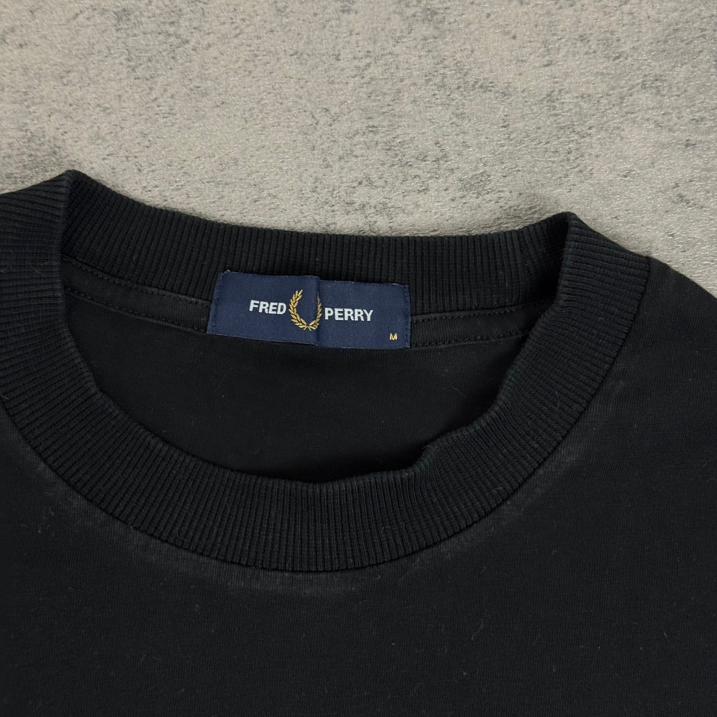 Fred Perry Bold Branding T-Shirt - M
