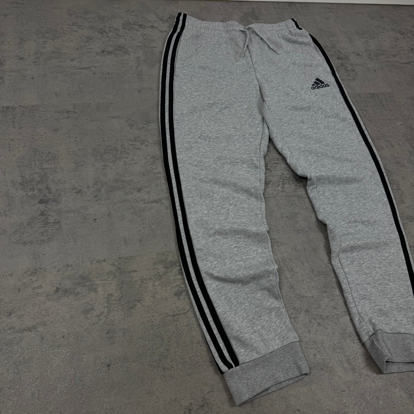 Adidas Sport Joggers - M