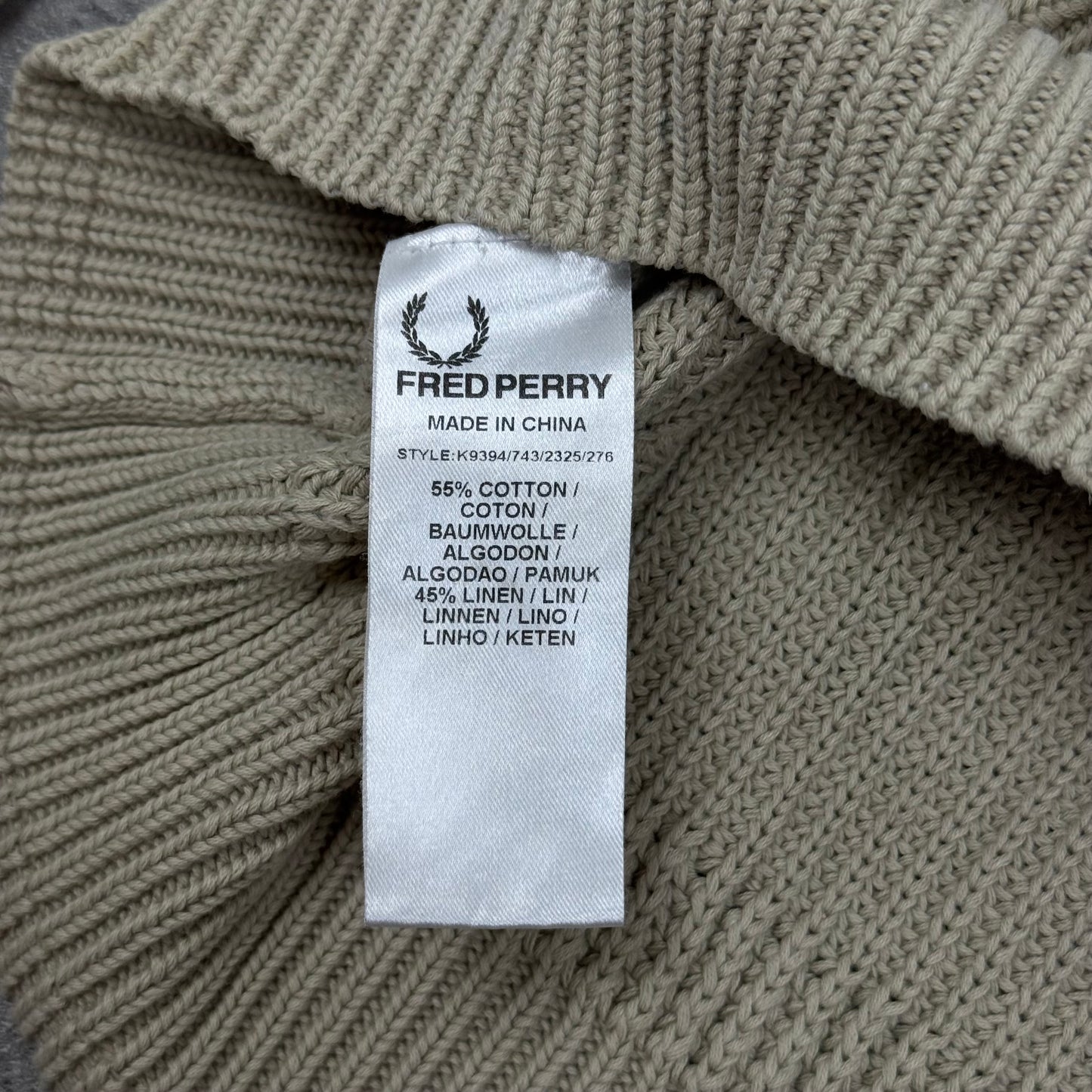 Fred Perry Sweater - M