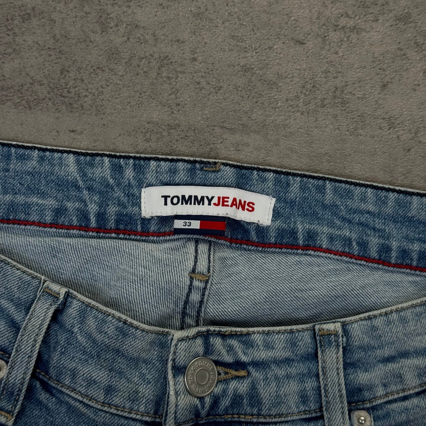 Tommy Hilfiger Denim Shorts (W33)
